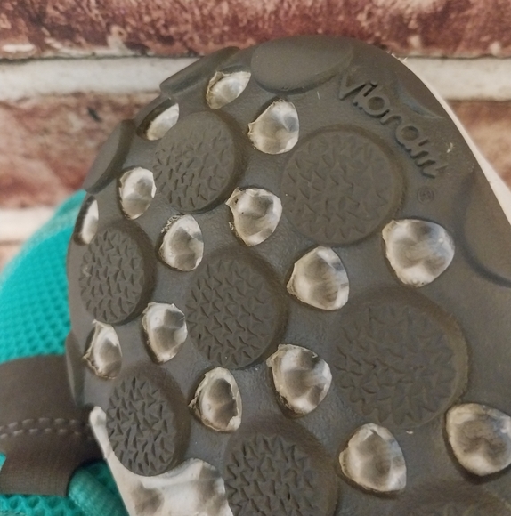 Pre-owned New Balance Minimus Trail Runners - Picture 8 of 10